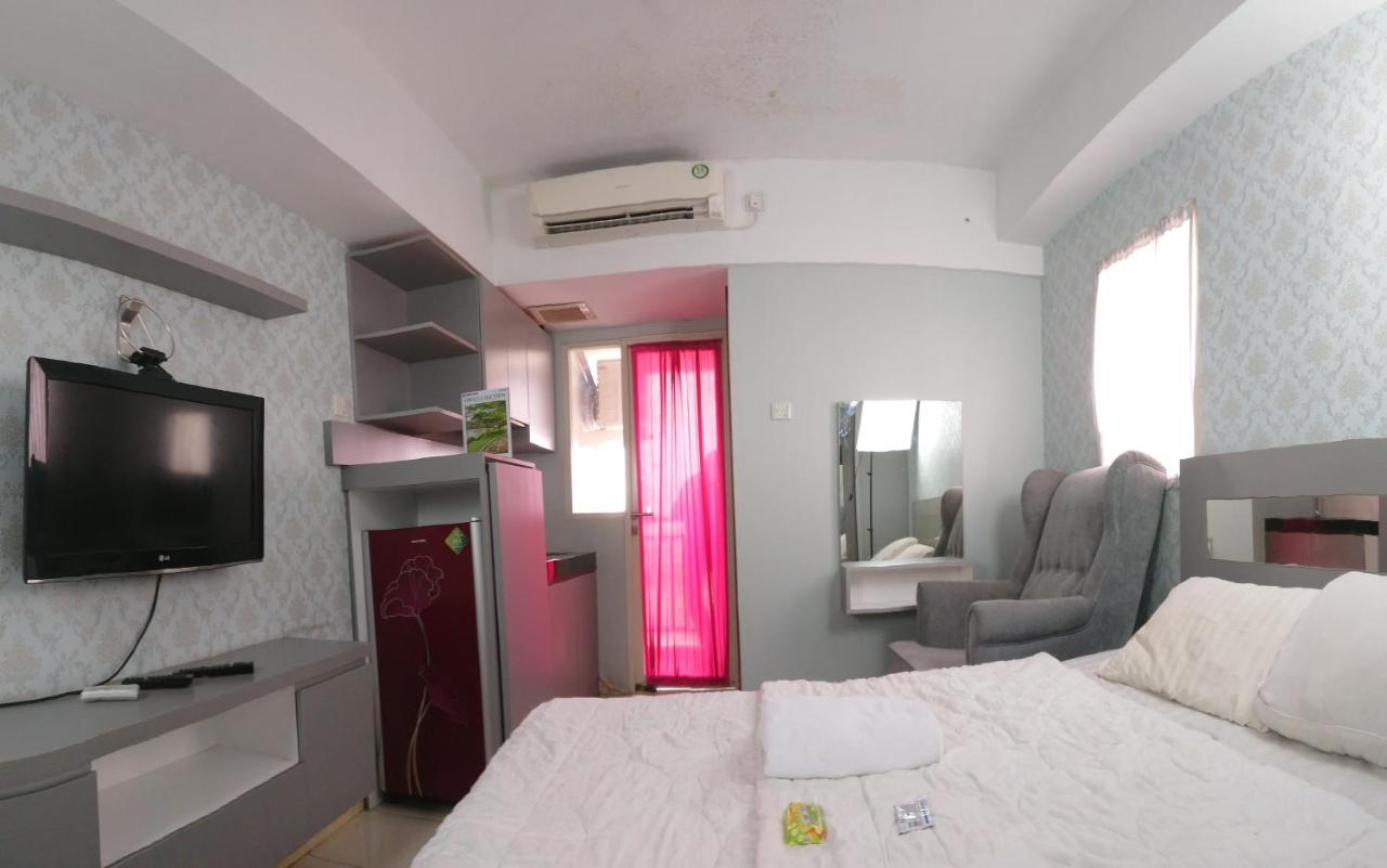 Green Lake View Just Sleep & Cozy Hotel Pondokcabe Hilir Exterior foto